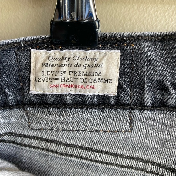 LEVI's Wedgie High Rise Tapered Straight Fit Icon Jeans Washed Black Size 29 - Picture 10 of 15